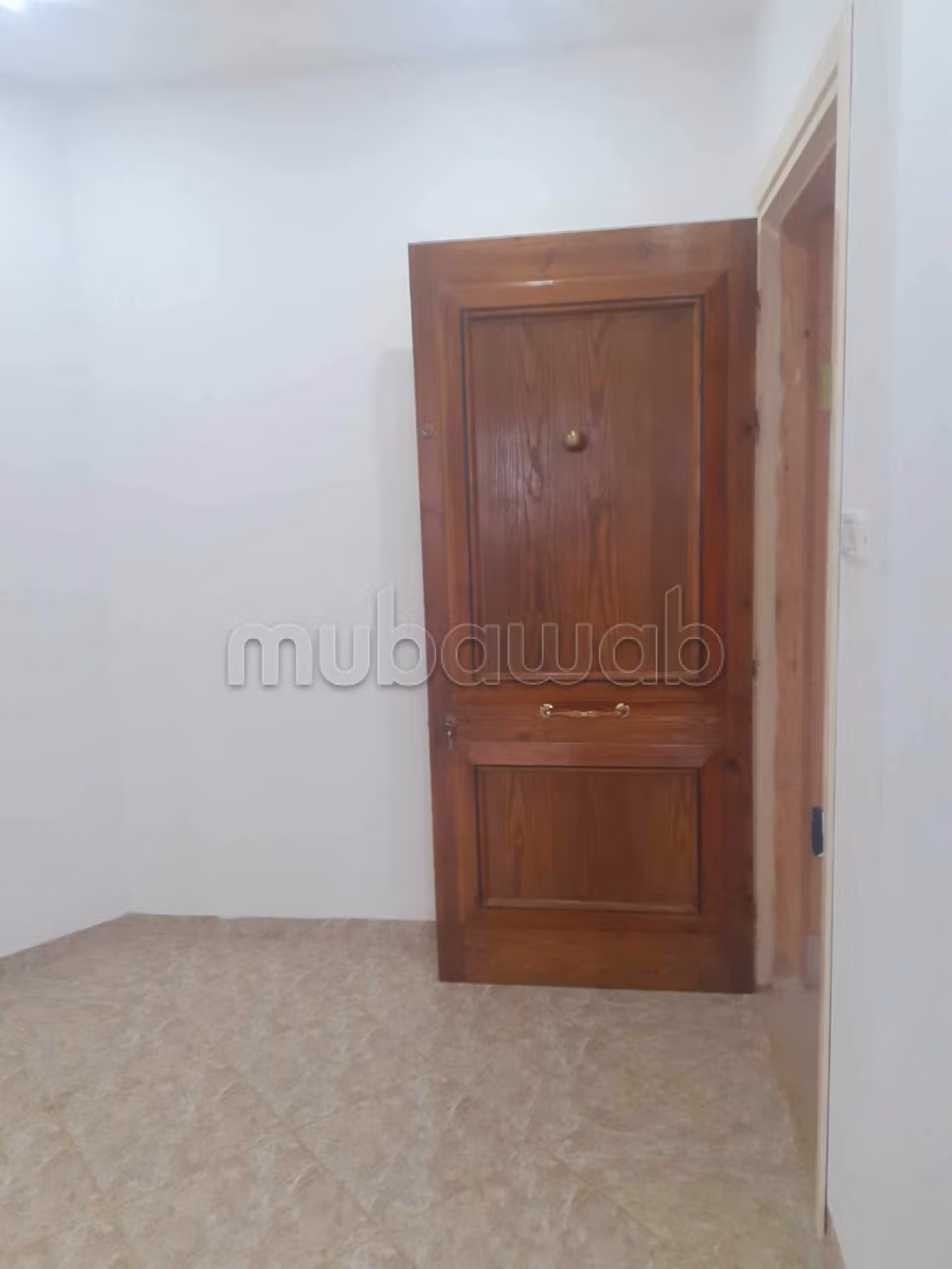 Luxury house for sale. 15 comfortable rooms. Quiet environment with sea view, central heating