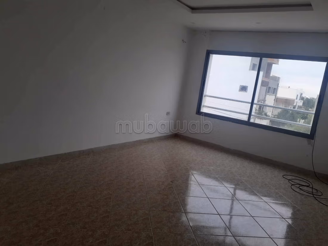 Luxury house for sale. 15 comfortable rooms. Quiet environment with sea view, central heating