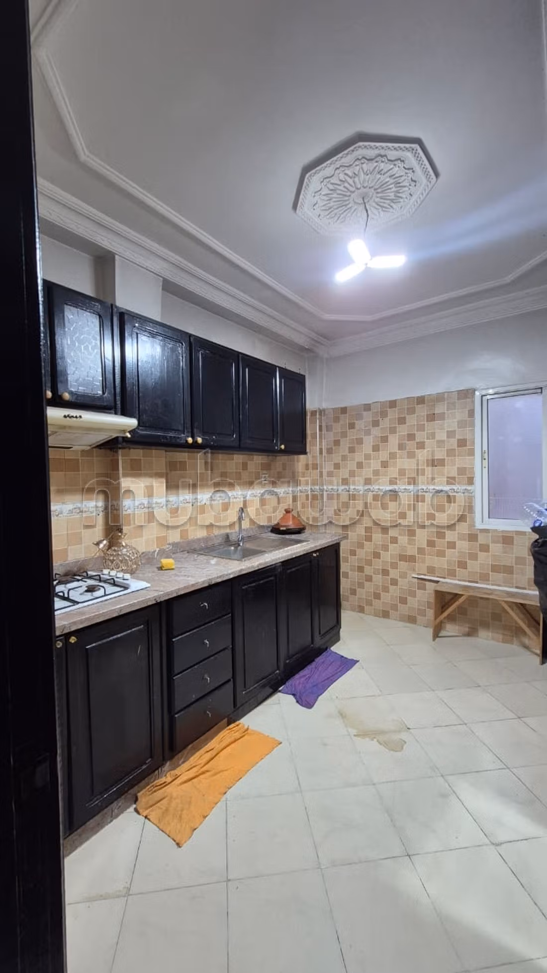 Sunny apartment without facing