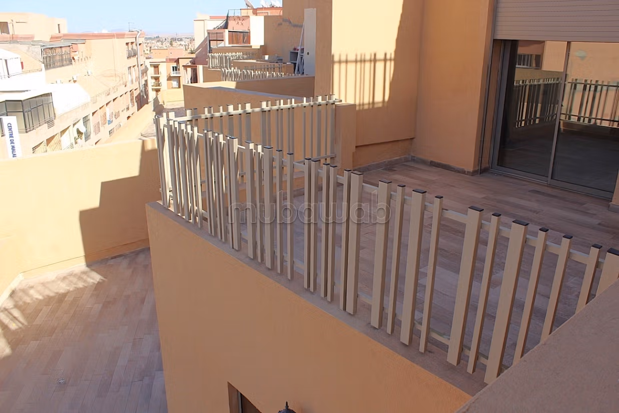 Duplex met drie slaapkamers en terras