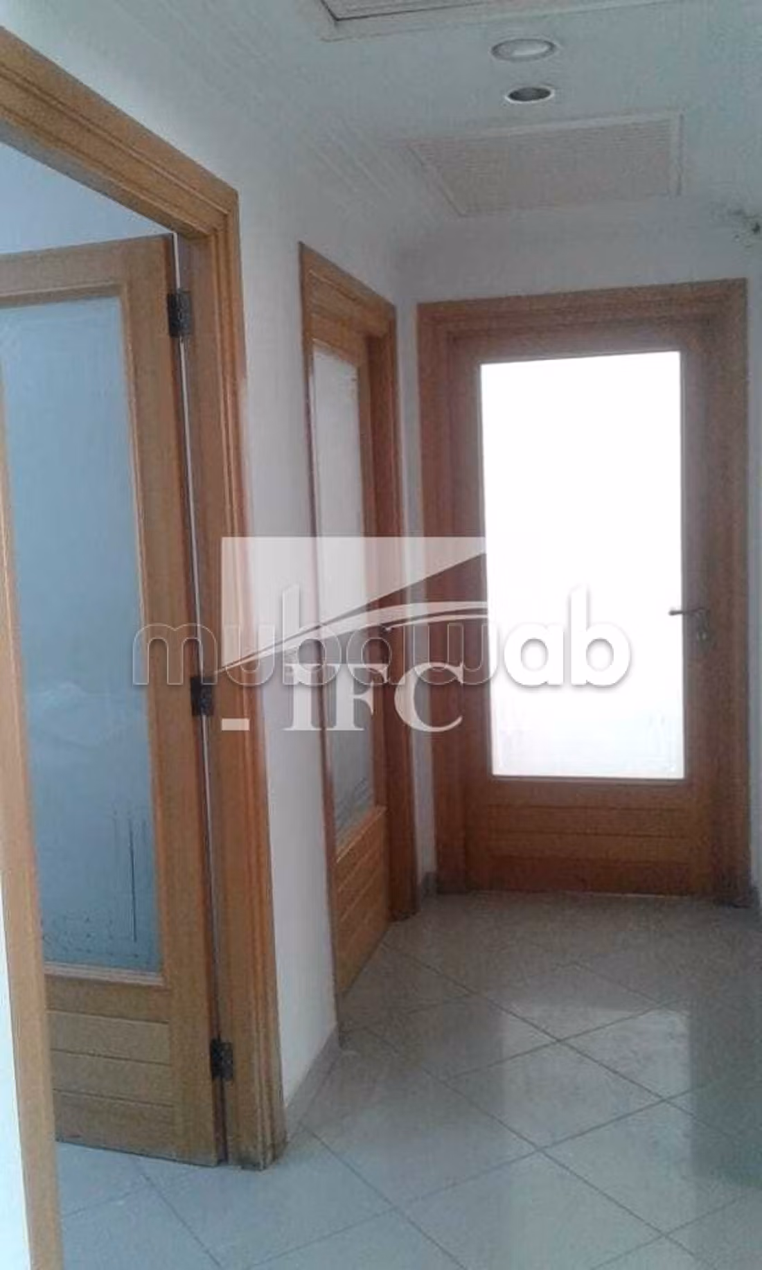 Bureau en 7 espaces 170m² Lac 1 IFCL1164