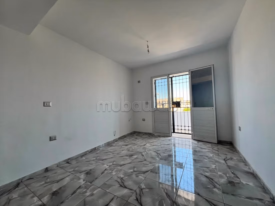 Office for rent in H2 at Mannouba