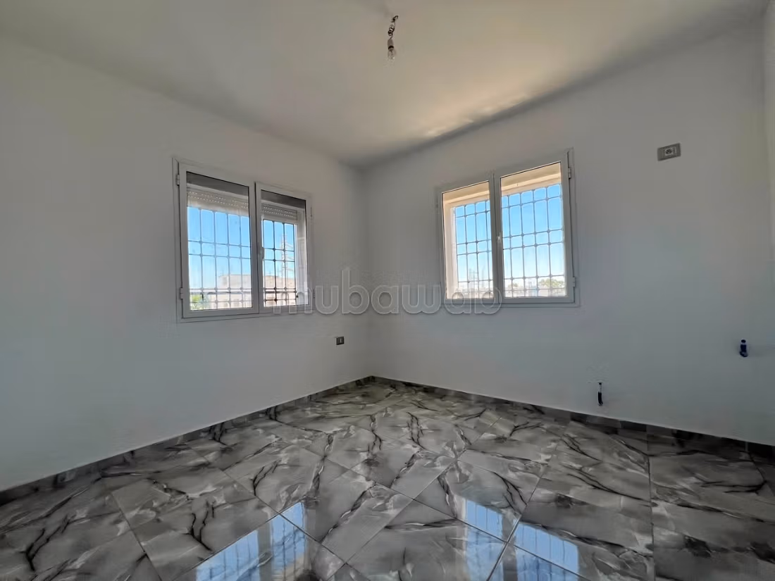 Office for rent in H2 at Mannouba