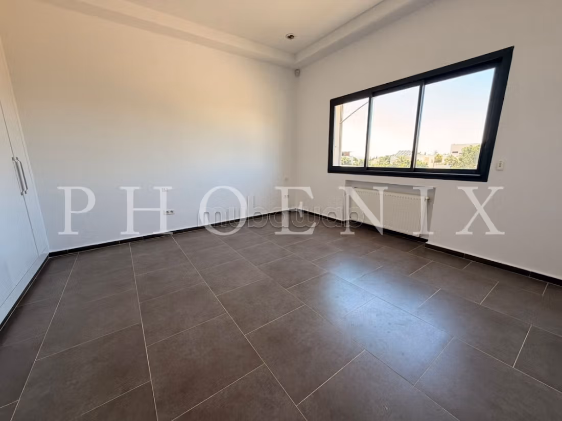 Villa S4 con piscina a La Marsa