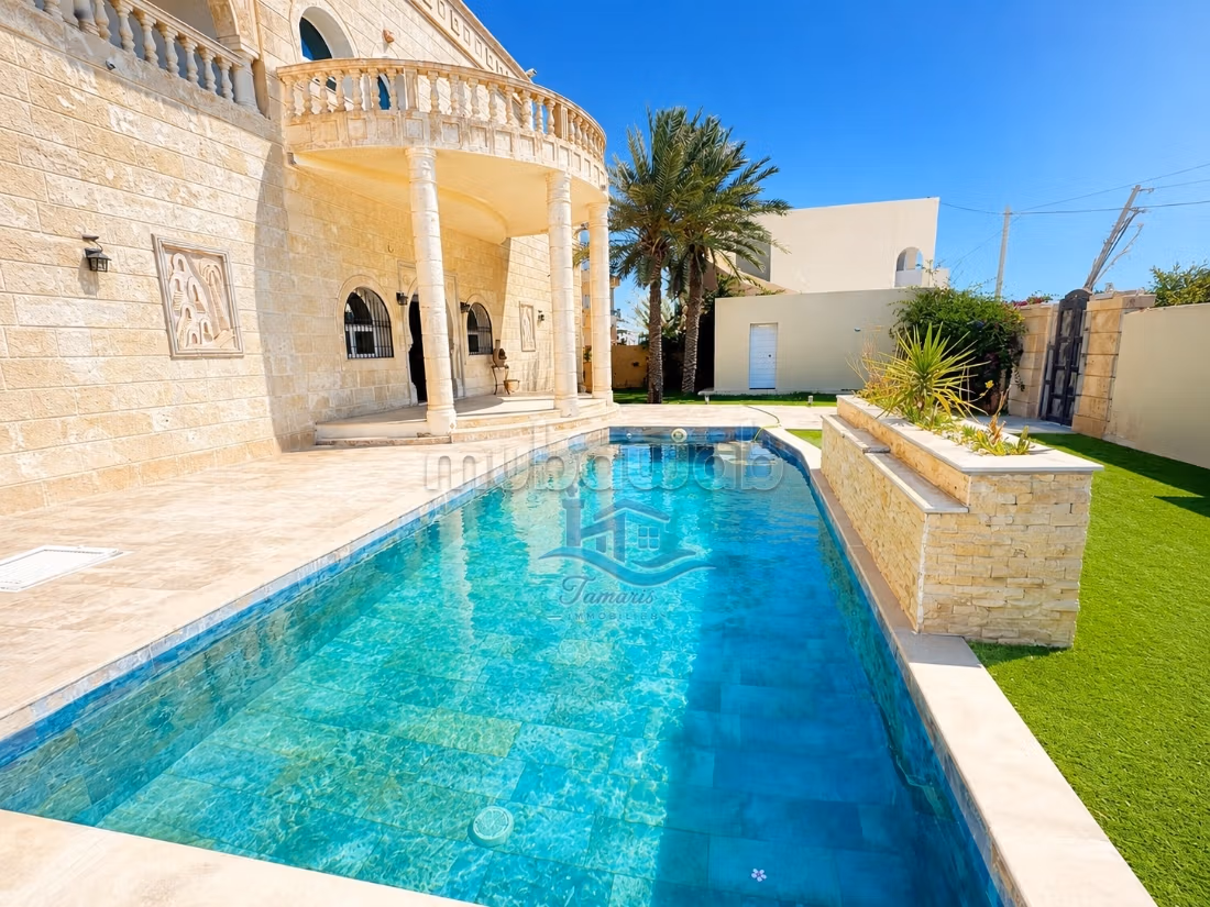 Arab-Moorish Guesthouse with Pool