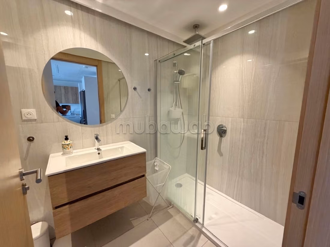 Location d'un appartement à Casablanca Finance City.
Superficie 75 m² — 4