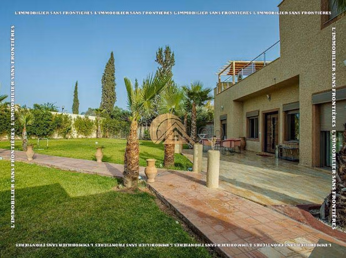 Villa privata intitolata con VNA in vendita sulla strada di Sidi Rahal, strada di Fès, Marrakech