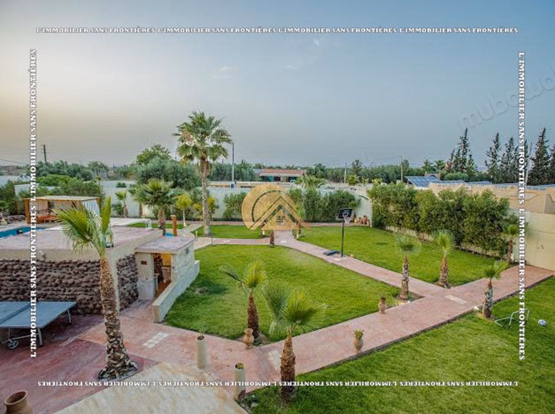 Villa privée titrée avec VNA à vendre sur la route de Sidi Rahal, route de Fès, Marrakech