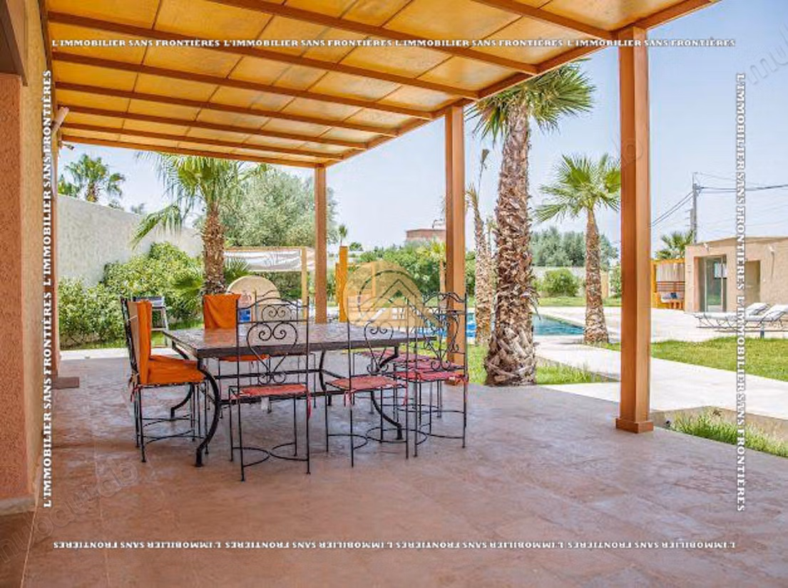 Villa privée titrée avec VNA à vendre sur la route de Sidi Rahal, route de Fès, Marrakech
