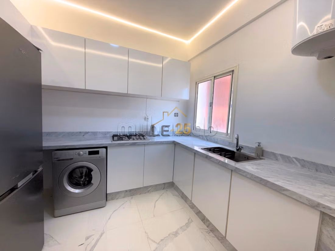Appartement Spacieux À Louer Meublé — 5