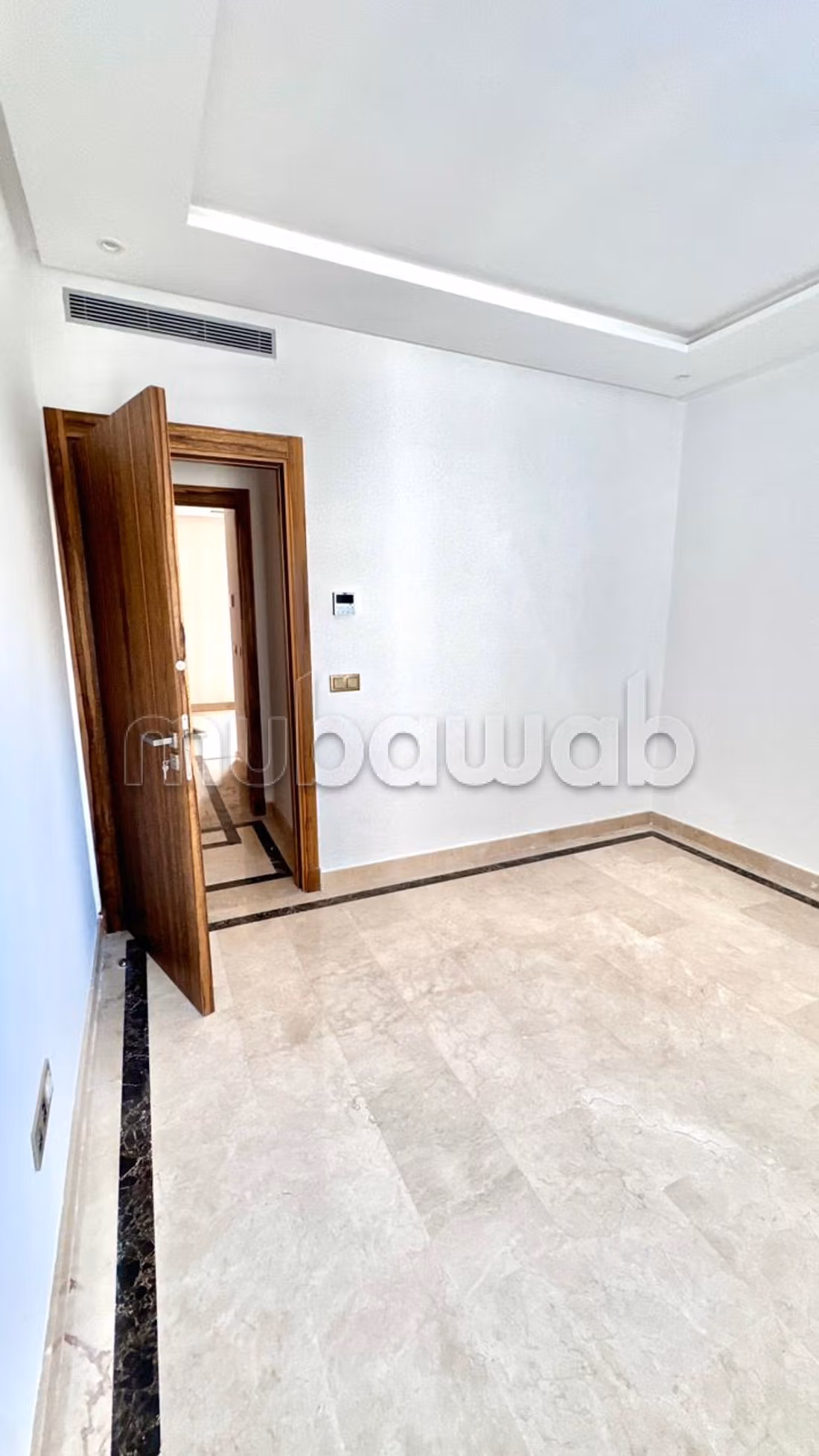 Large empty apartment for rent - NEJMA