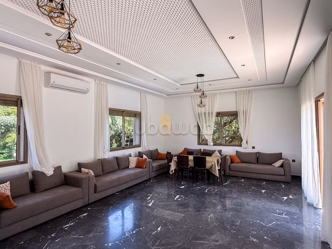 Villa atlas en vente a marrakech route de fez Titrée