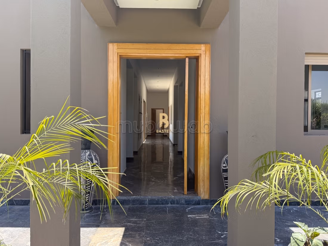 Villa atlas en vente a marrakech route de fez Titrée
