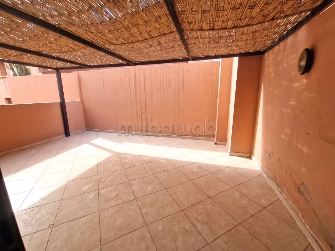 Appartement 3chambres avec grande terrasse