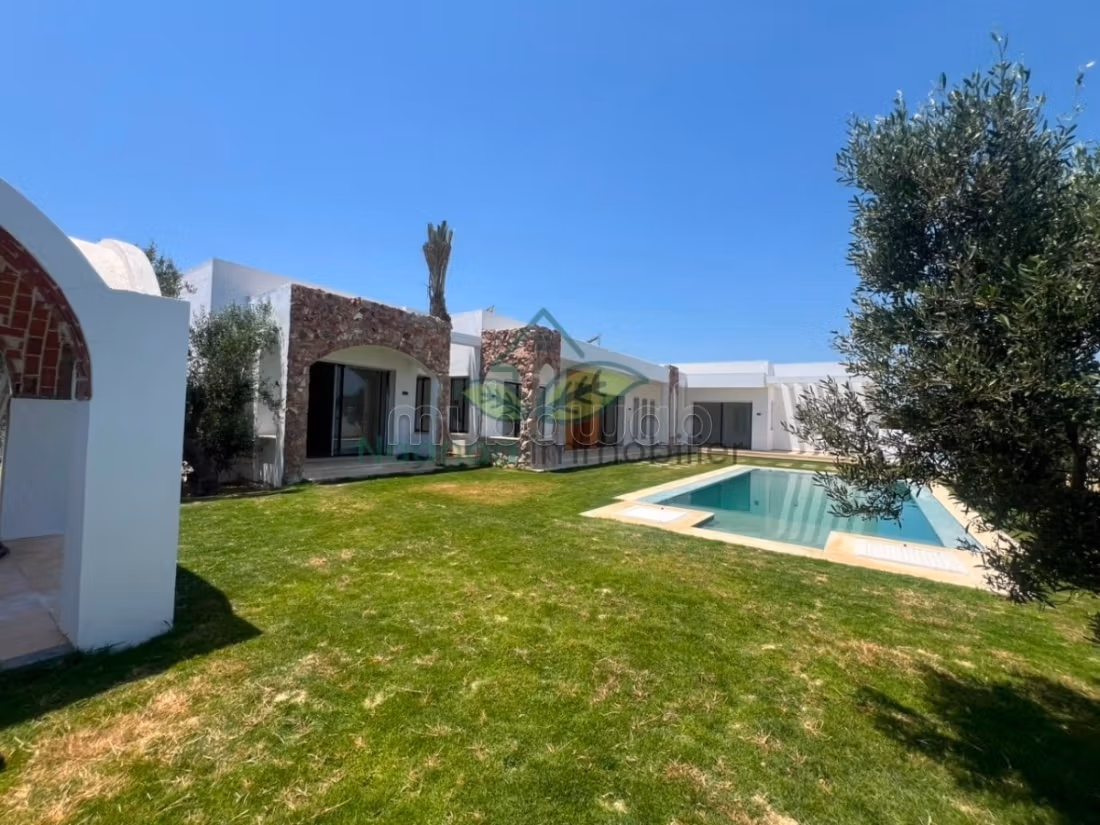 A Vendre Villa plain pied à El Monchar Hammamet