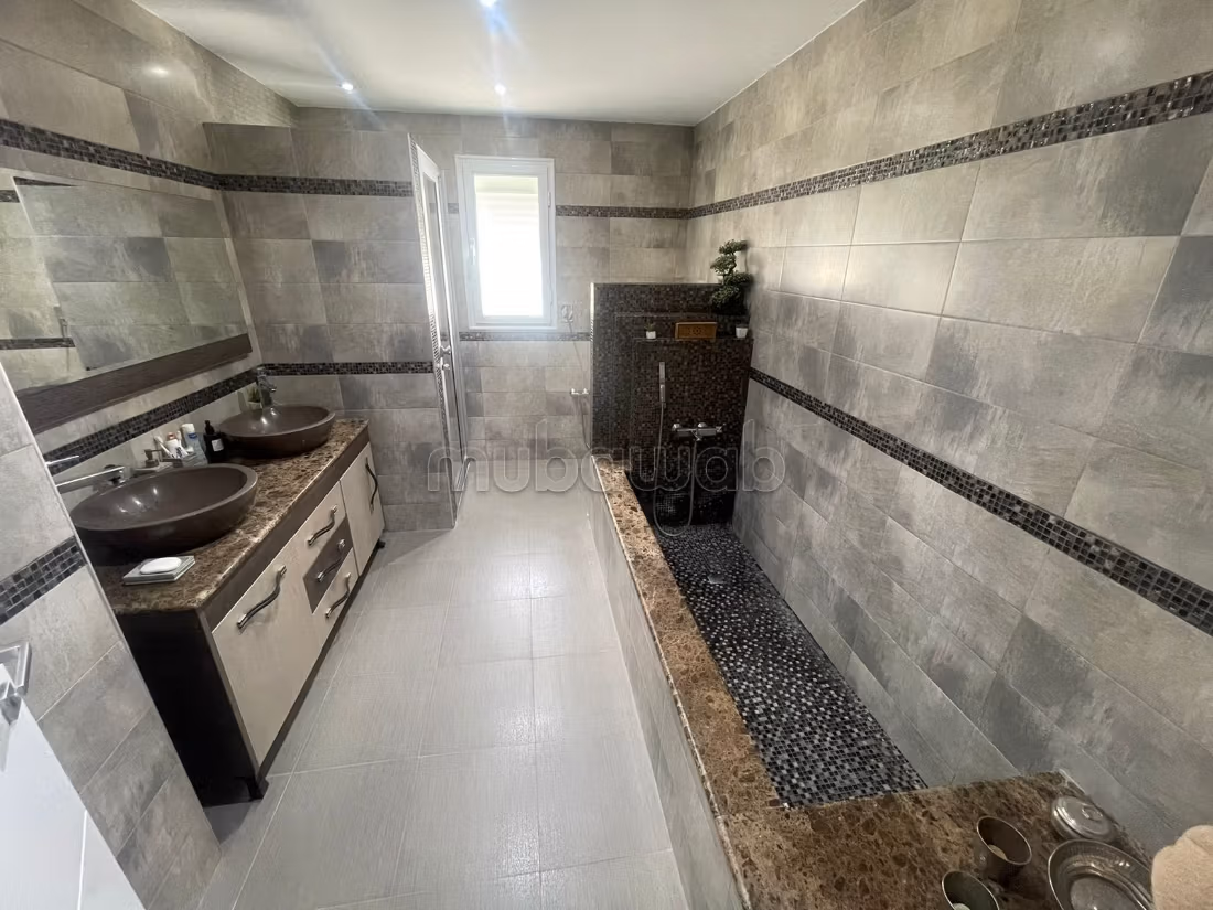 For rent a villa in Cebalet Ben Ammar