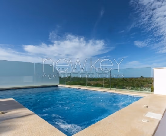 Magnifica villa a Gammarth con piscina e vista
