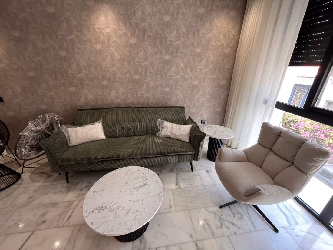Louez cet appartement à Les Hôpitaux.
Surface de 60 m².
Bien meublé