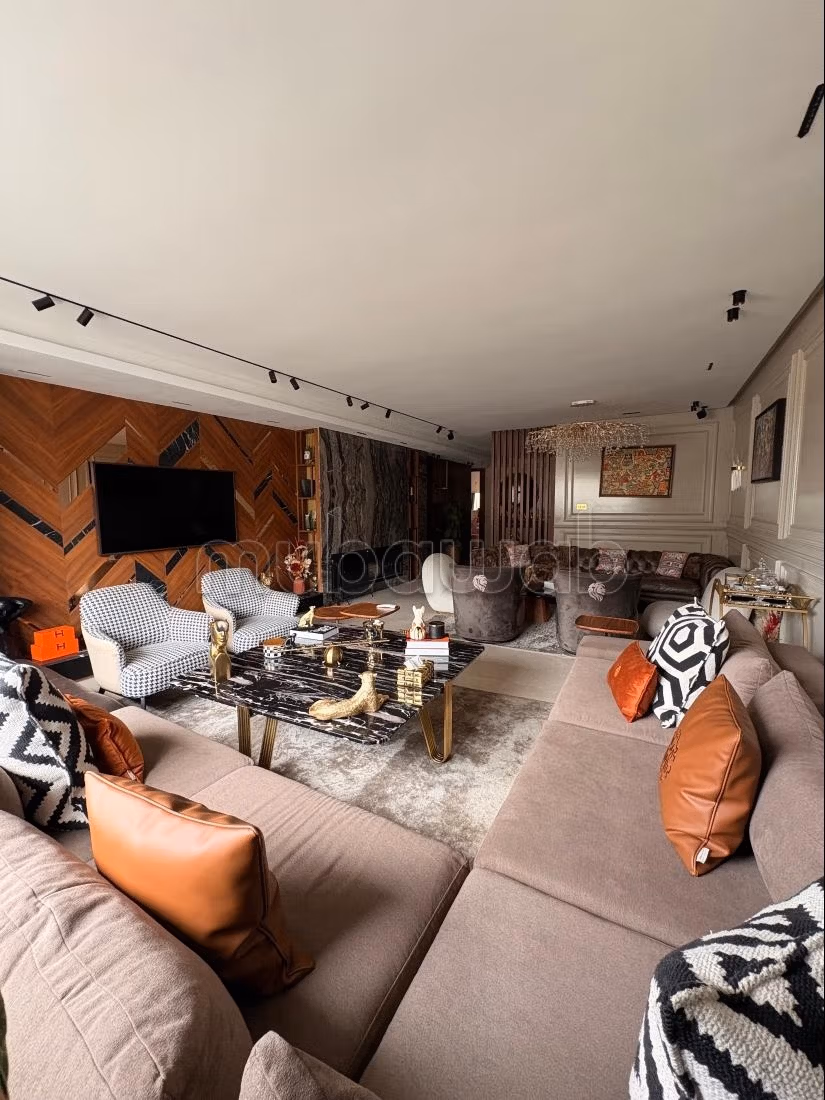 Appartement de luxe à vendre triangle d'or — 2