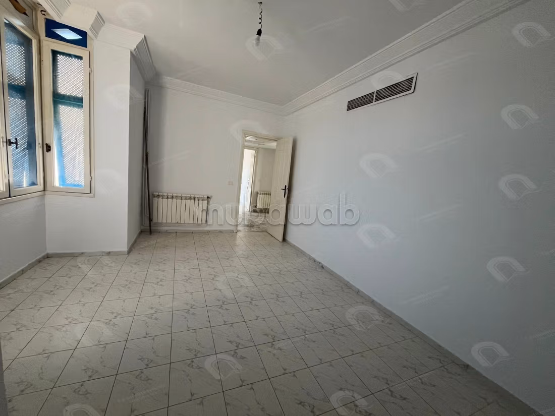 In affitto duplex vuoto a Gammarth turistico