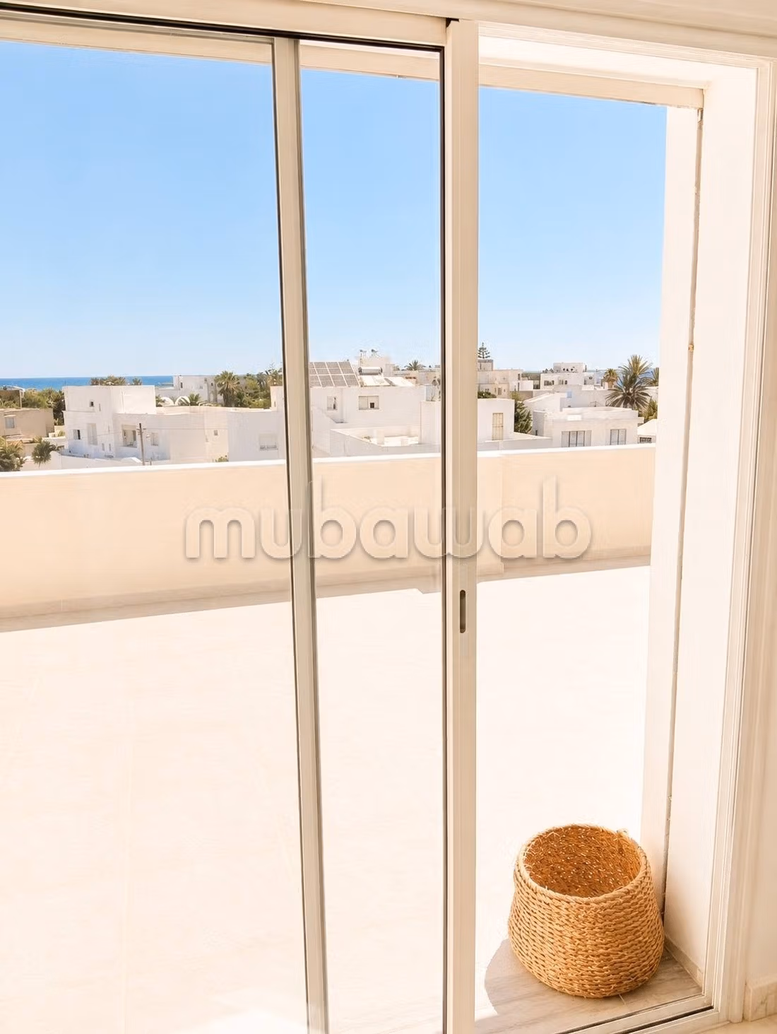 A louer studio a kelibia