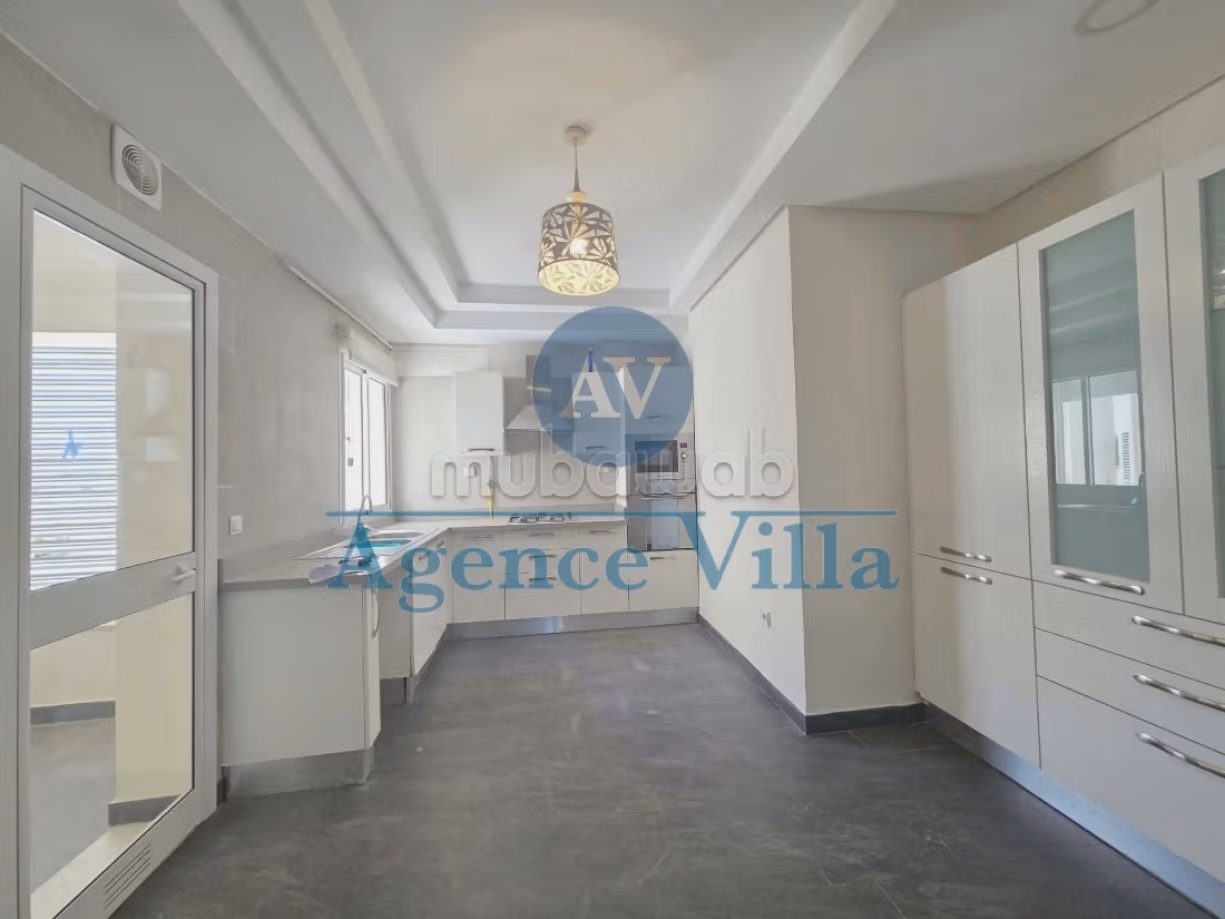 In affitto - Ampio appartamento S3 a Jardins de Carthage
