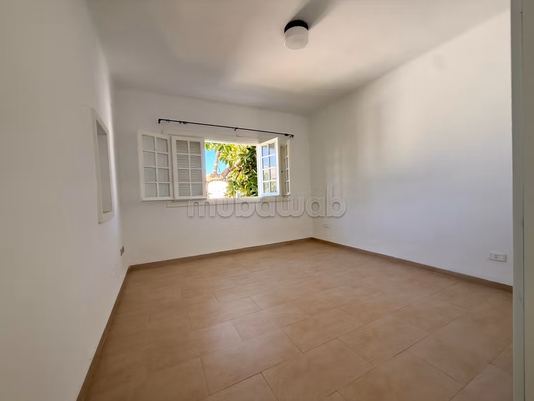 Charming S3 villa with garden, Carthage