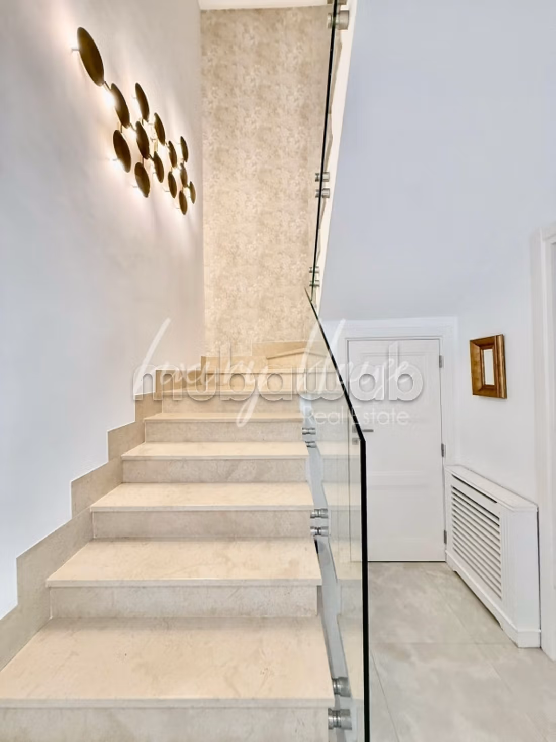 Villa S4 avec piscine et jardin à La Marsa