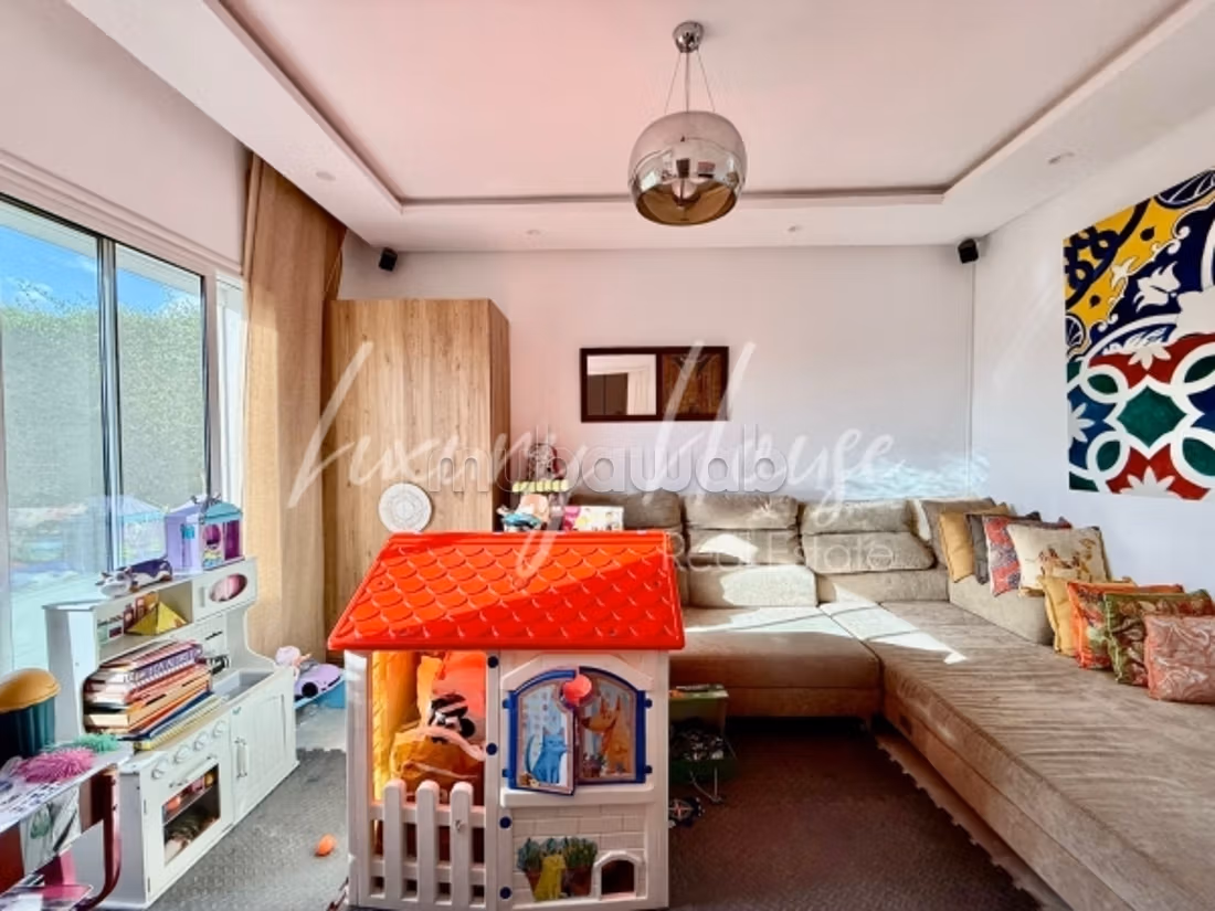 Villa S4 avec piscine et jardin à La Marsa
