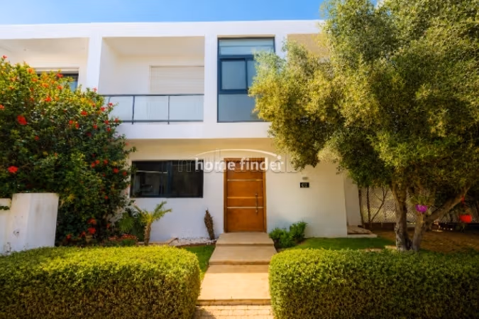Villa à vendre sur Dar Bouazza 330 m²