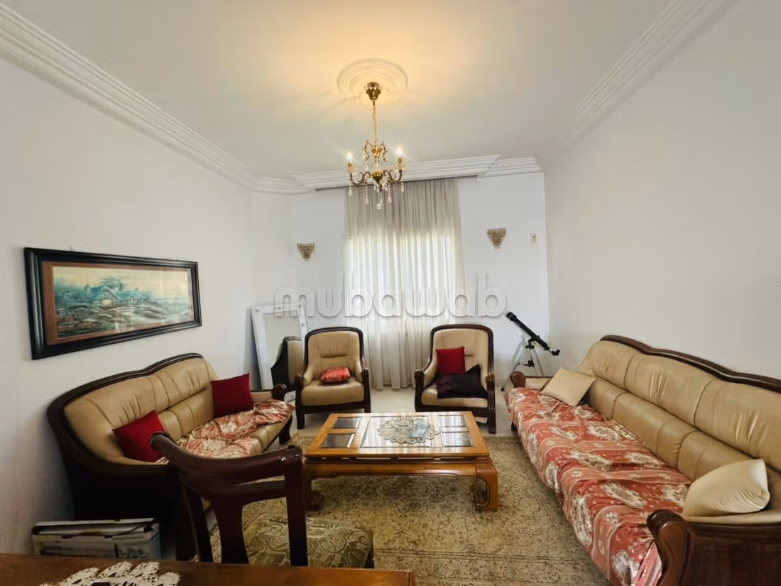 A vendre une villa en S6 à la Petite Ariana