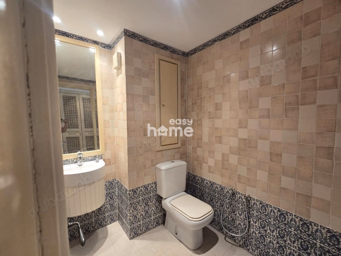 Appartamento arredato di 143m² con vista mare e canale