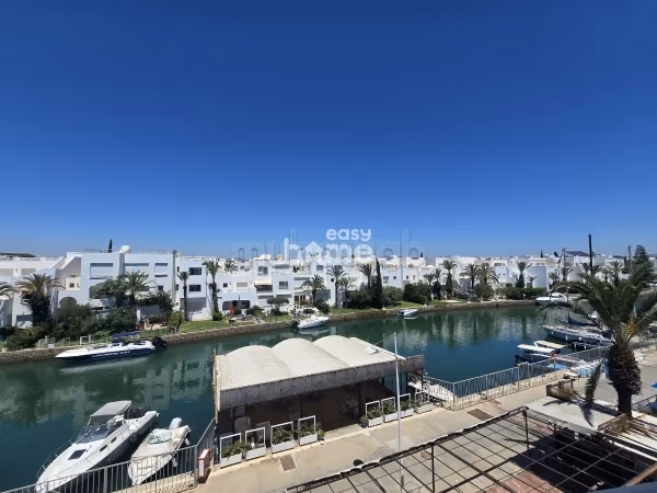 S3 furnished apartment of 143m² with sea and canal view