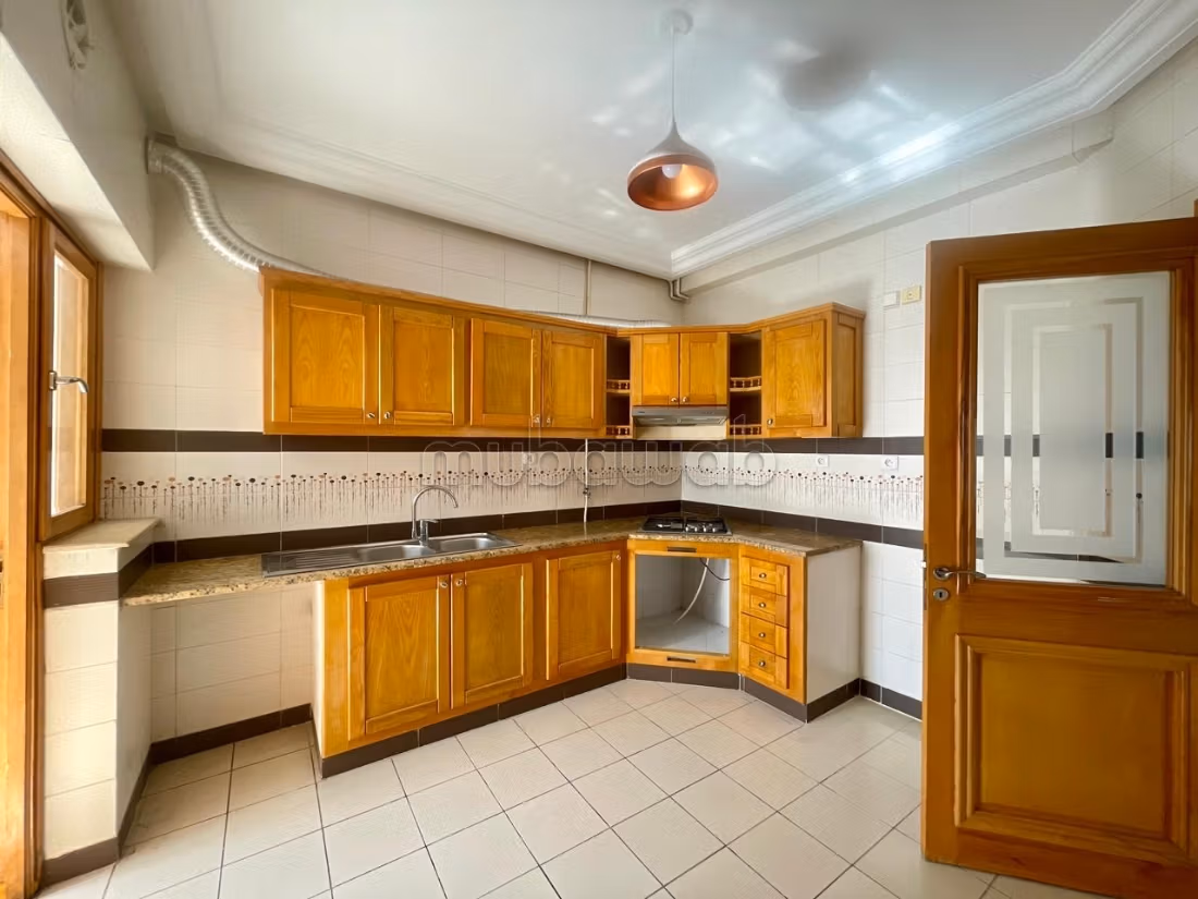Appartamento S3, Berges du Lac 2
