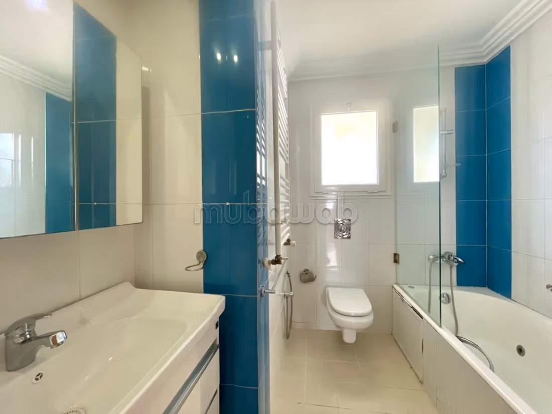Appartamento S3, Berges du Lac 2