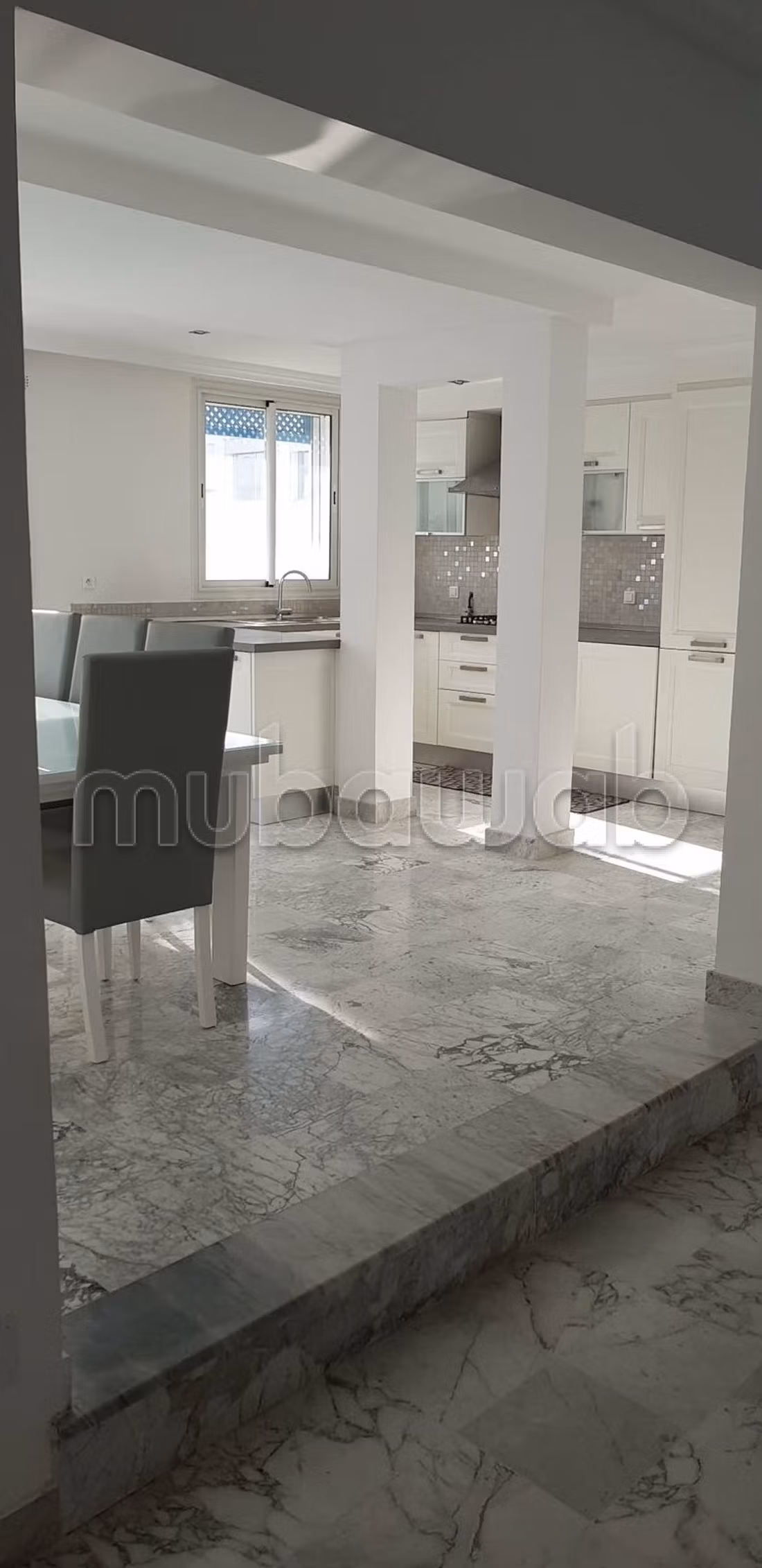 Appartamento con vista mare S3 arredato Gammarth