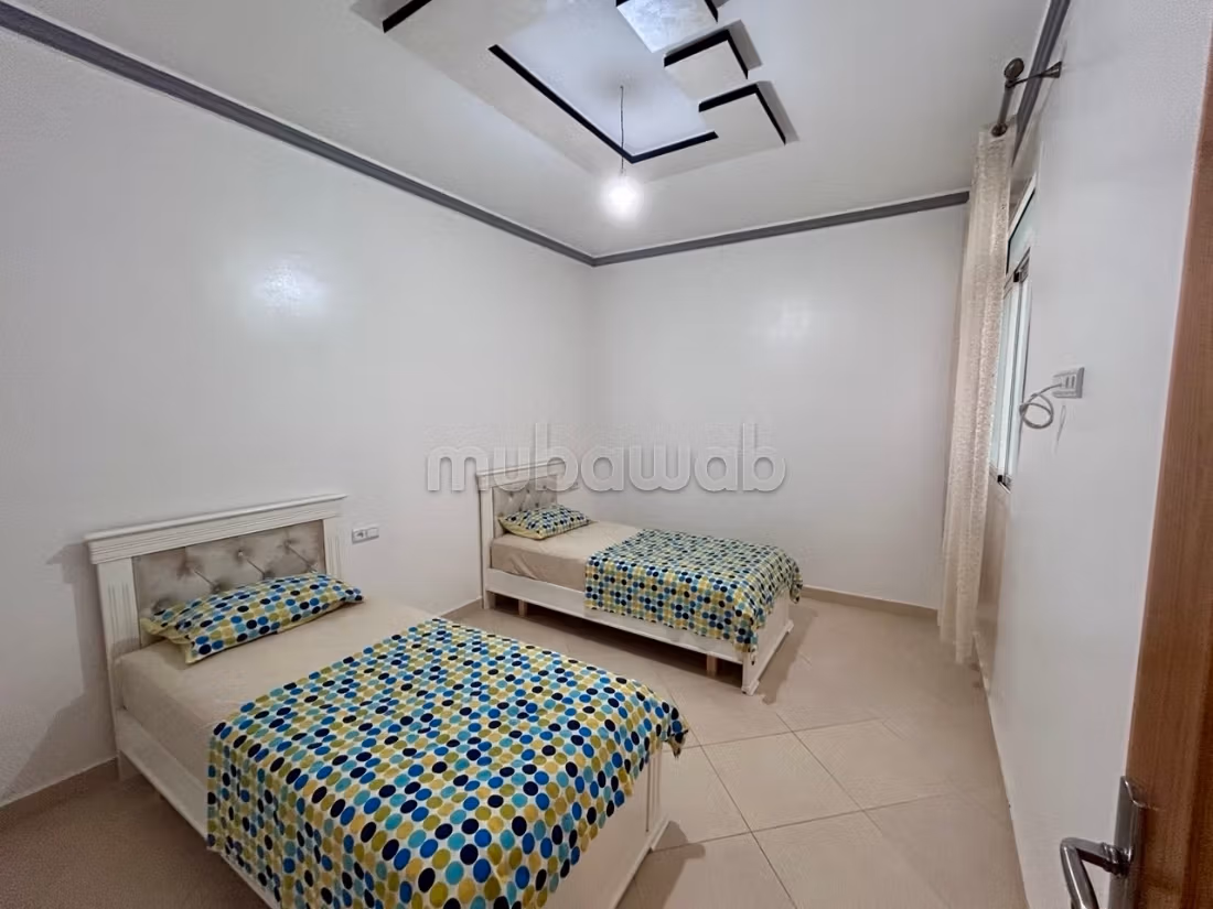 Affitta questo appartamento. 3 bellissime stanze. Nuovi mobili