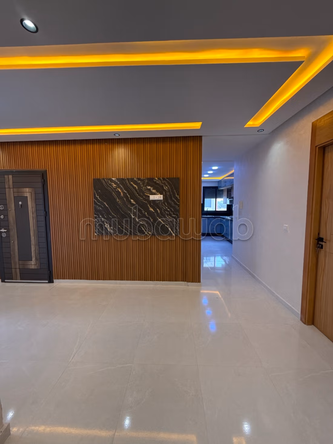 Vente d'un appartement à Sidi Rahal Plage. 2 belles chambres. Porte solide, salon marocain traditionnel