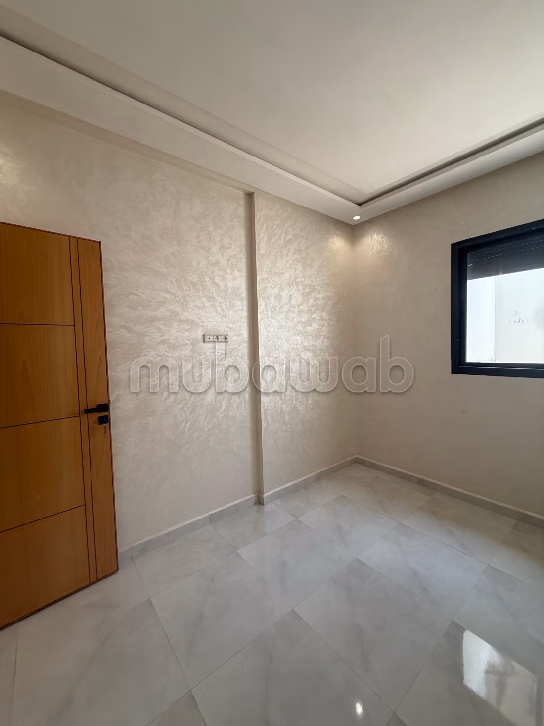 Apartment for sale in Sidi Rahal beach. Total area 87 m². Kitchen with oven