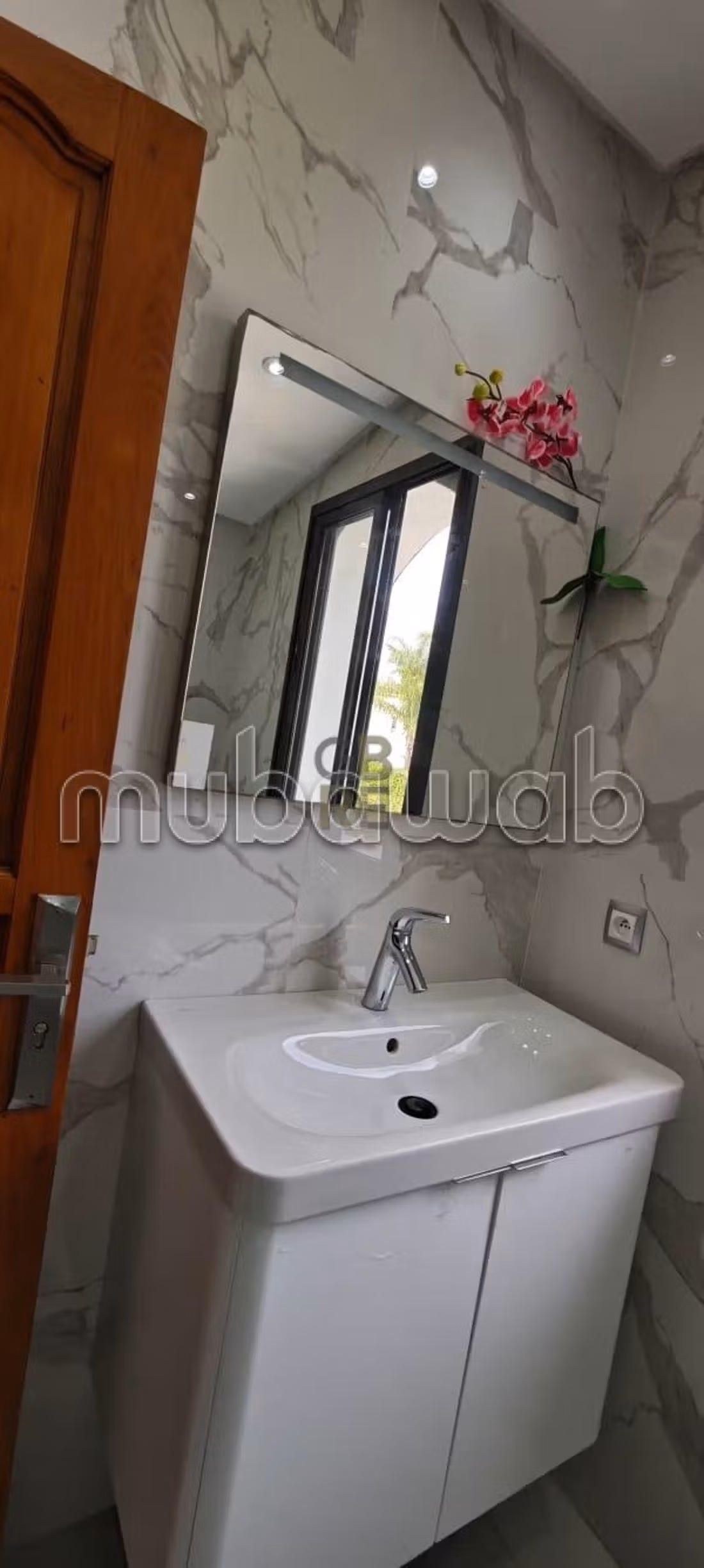 Villa de prestigio con piscina amueblada en alquiler en L’Orangeraie de Souissi