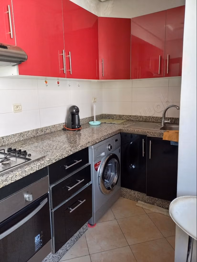 Venta de apartamento en Oulfa. Superficie 58 m². Antena parabólica