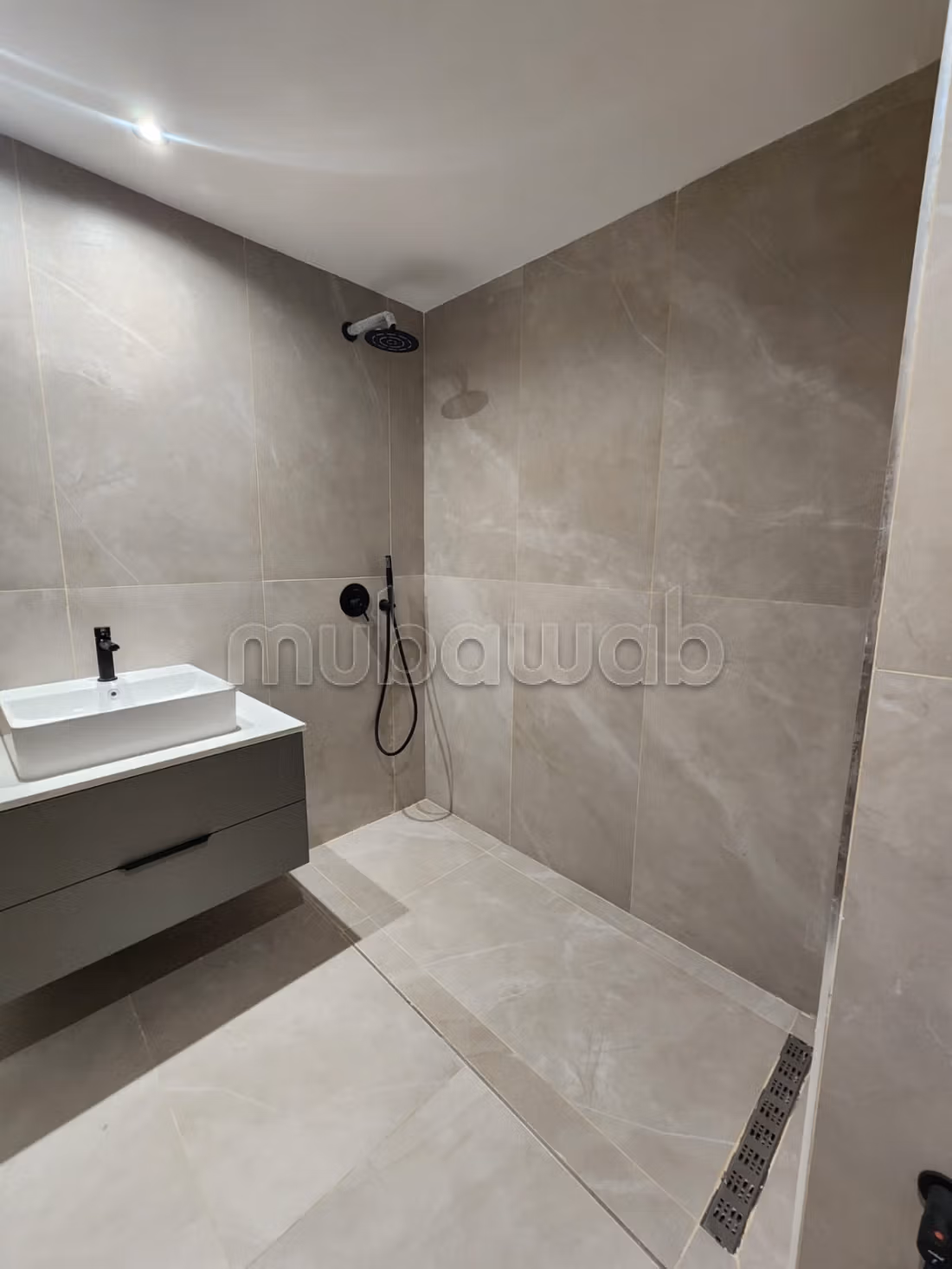 In vendita un duplex nuovo di tipo S2 con giardino