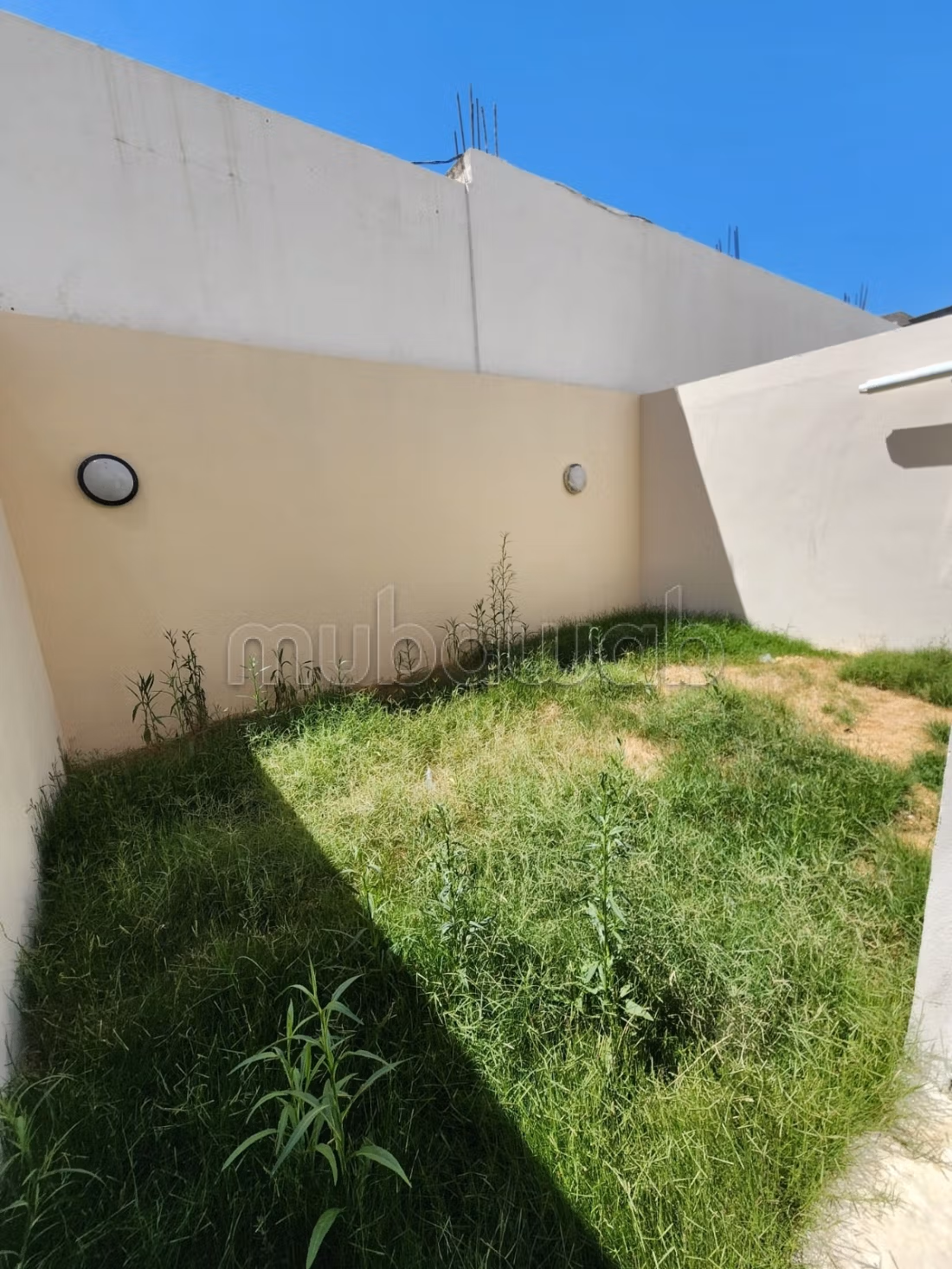 In vendita un duplex nuovo di tipo S2 con giardino
