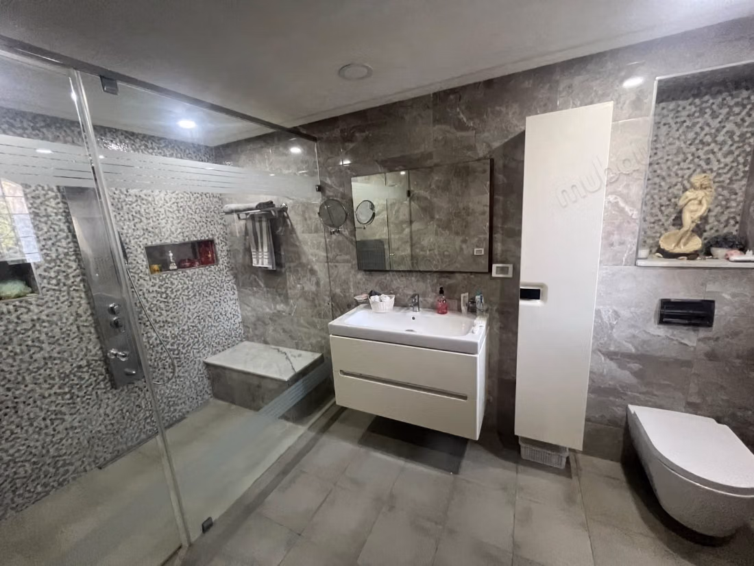 In affitto villa a un piano con piscina