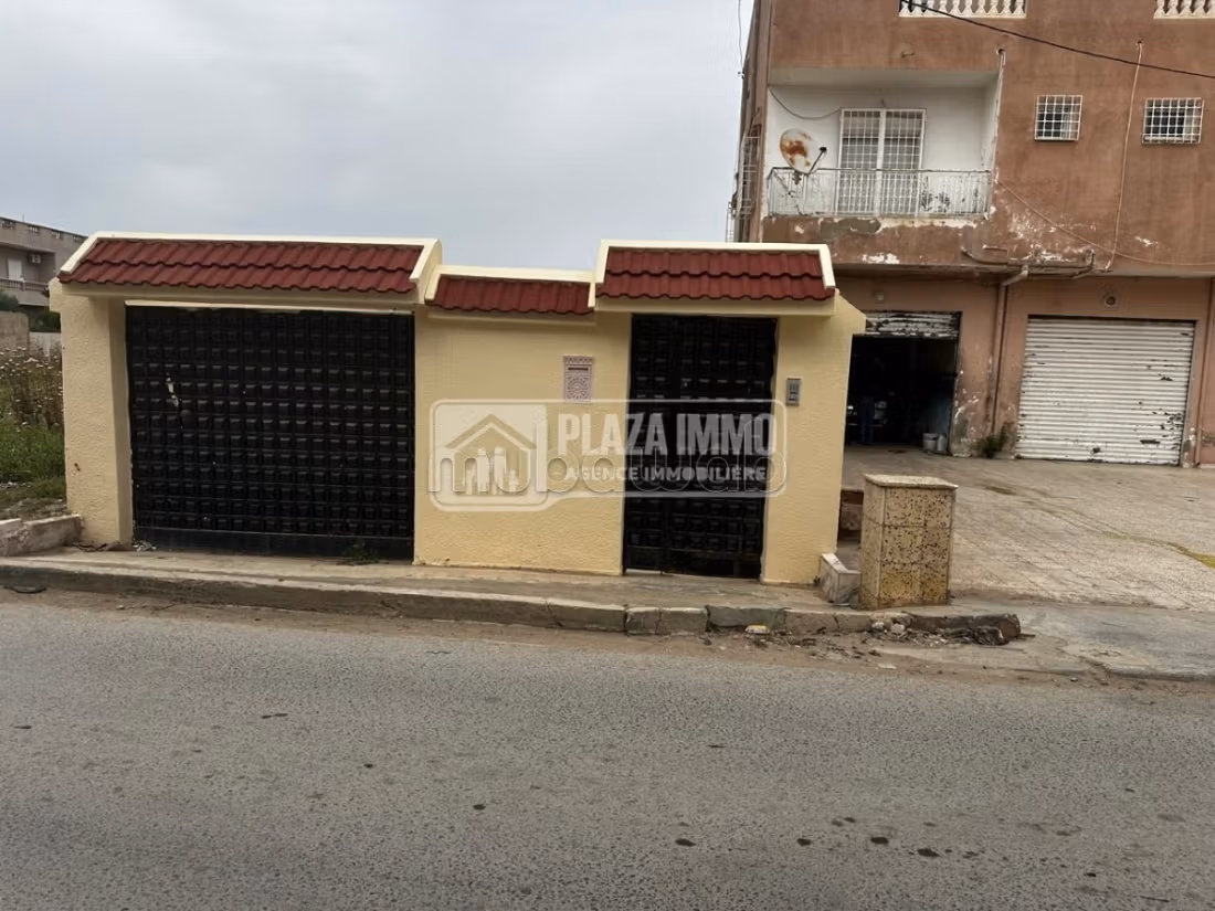 A vendre villa 3 etages a jendouba