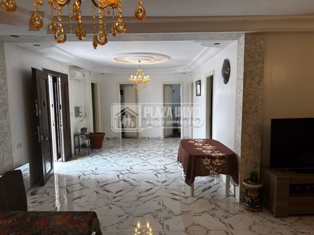 A vendre villa 3 etages a jendouba