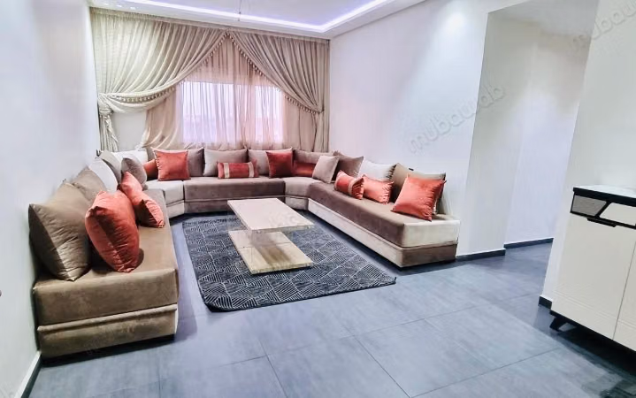 VENTA APARTAMENTO BERNOUSSI 76m²