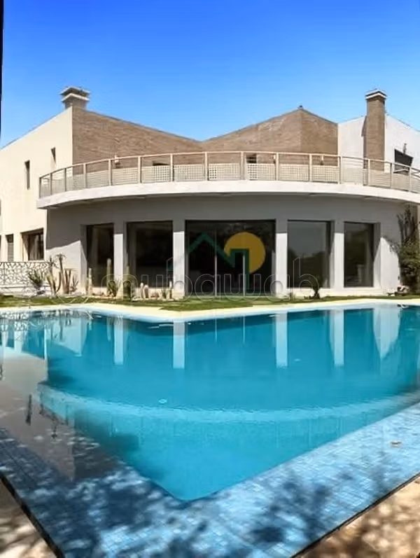 Villa meublée à louer au Golf Amelkis 
Marrakech