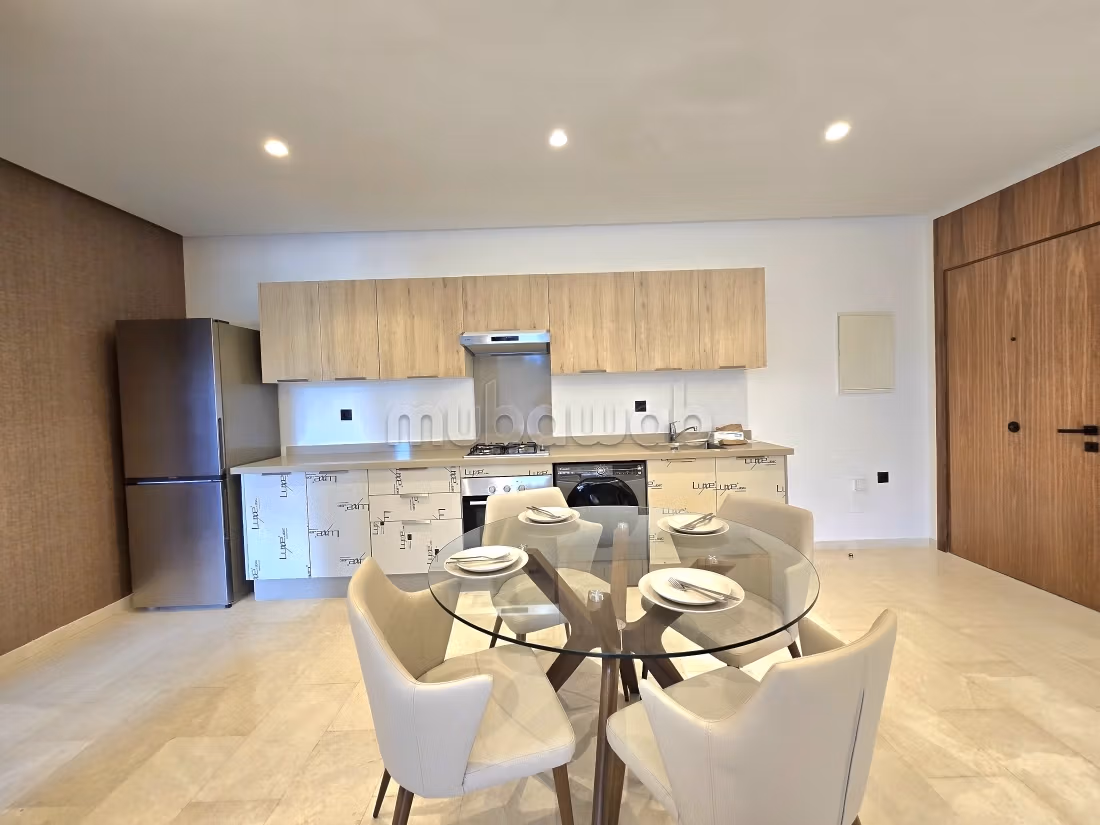Affitta questo appartamento a Casablanca Finance City. 2 camere. Arredato
