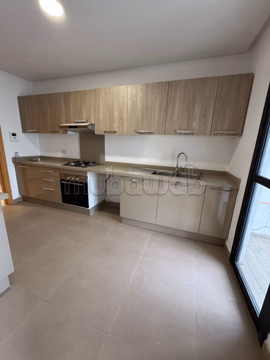 Appartamento vuoto con 3 camere da letto a Borgogna